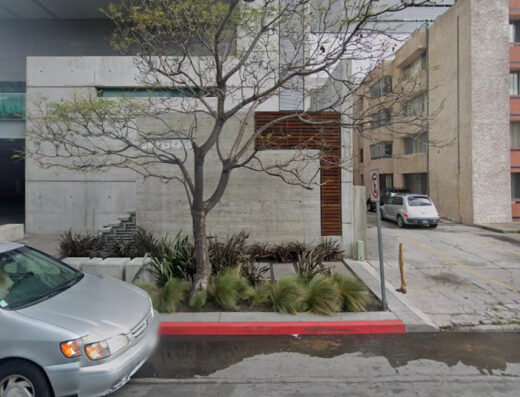 The exterior of New Roots Ibogaine in Tijuana, Mexico