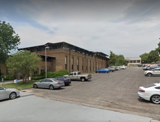 Dr. Irfan A. Handoo in Leawood, Kansas