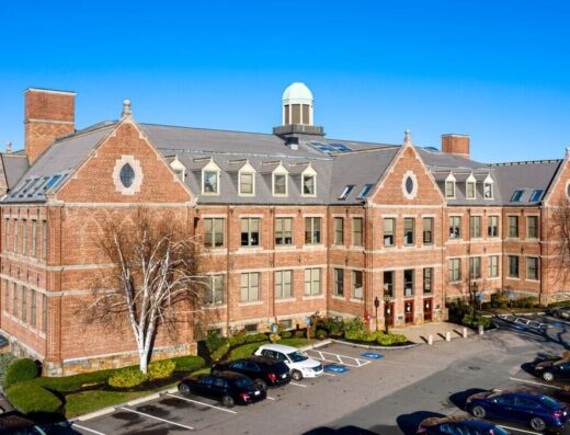 Donna Beaton LICSW in Quincy Massachussetts