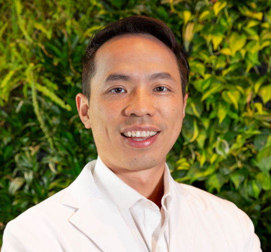 Dr. Jonathann Kuo