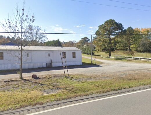 Living Free in Hartselle, Alabama