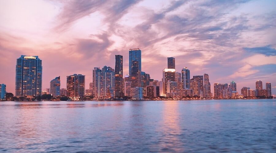8 Best Ketamine Clinics in Miami (2026) — Verified & Reviewed