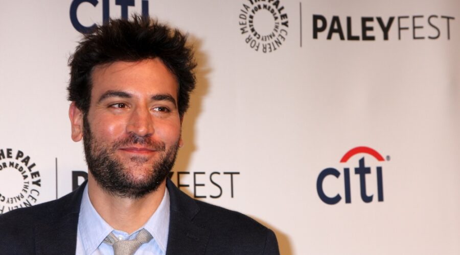 How I Met Your Mother’s Josh Radnor Met His Wife While On Magic Mushrooms