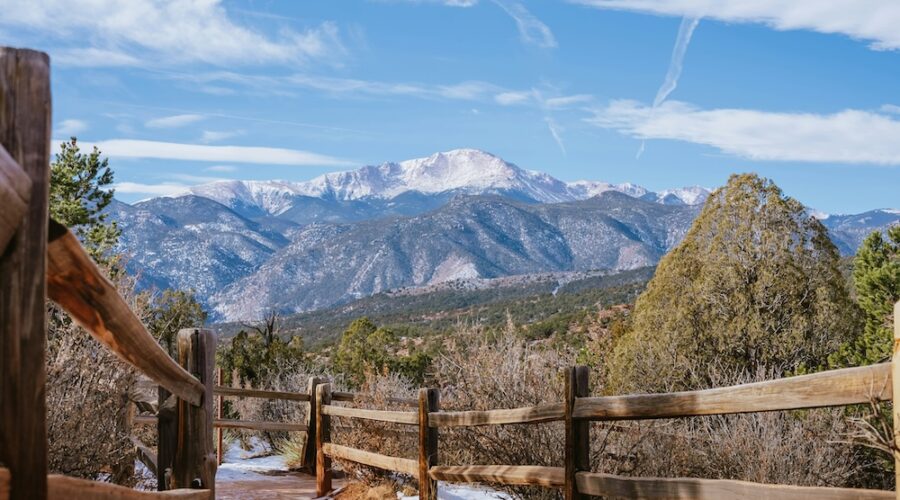 8 Best Ketamine Clinics in Colorado Springs (2026) — Verified & Reviewed